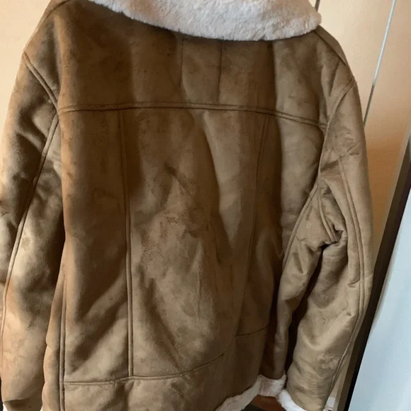 BOOHOOMAN, Vegan fur,  Luxurious men’s Motorcycle style jacket - Picture 5 of 5